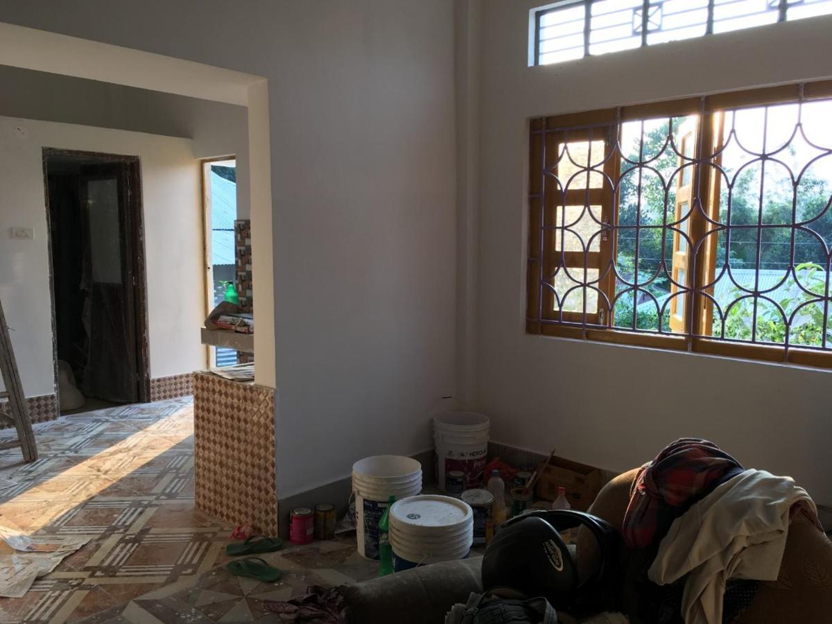 Vamoose S Das Homestay Агартала Экстерьер фото