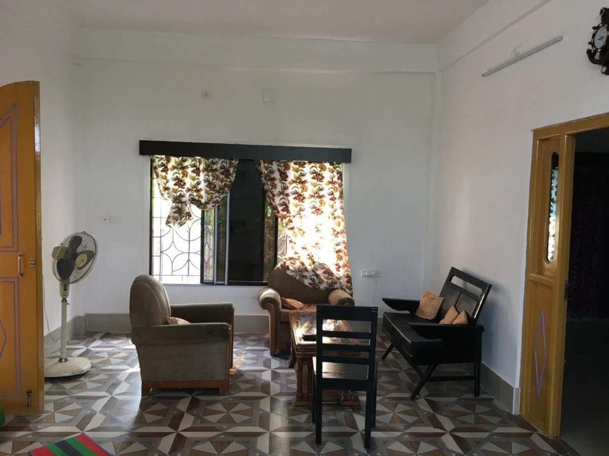 Vamoose S Das Homestay Агартала Экстерьер фото