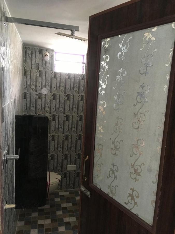 Vamoose S Das Homestay Агартала Экстерьер фото