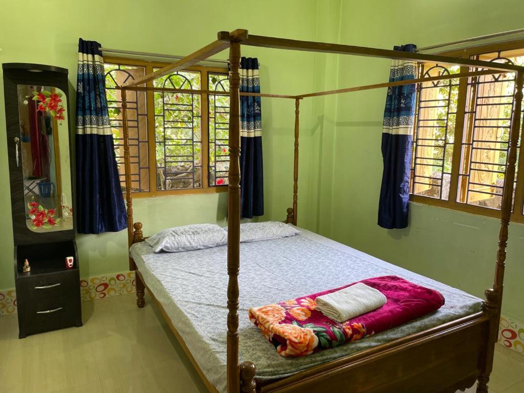 Vamoose S Das Homestay Агартала Экстерьер фото