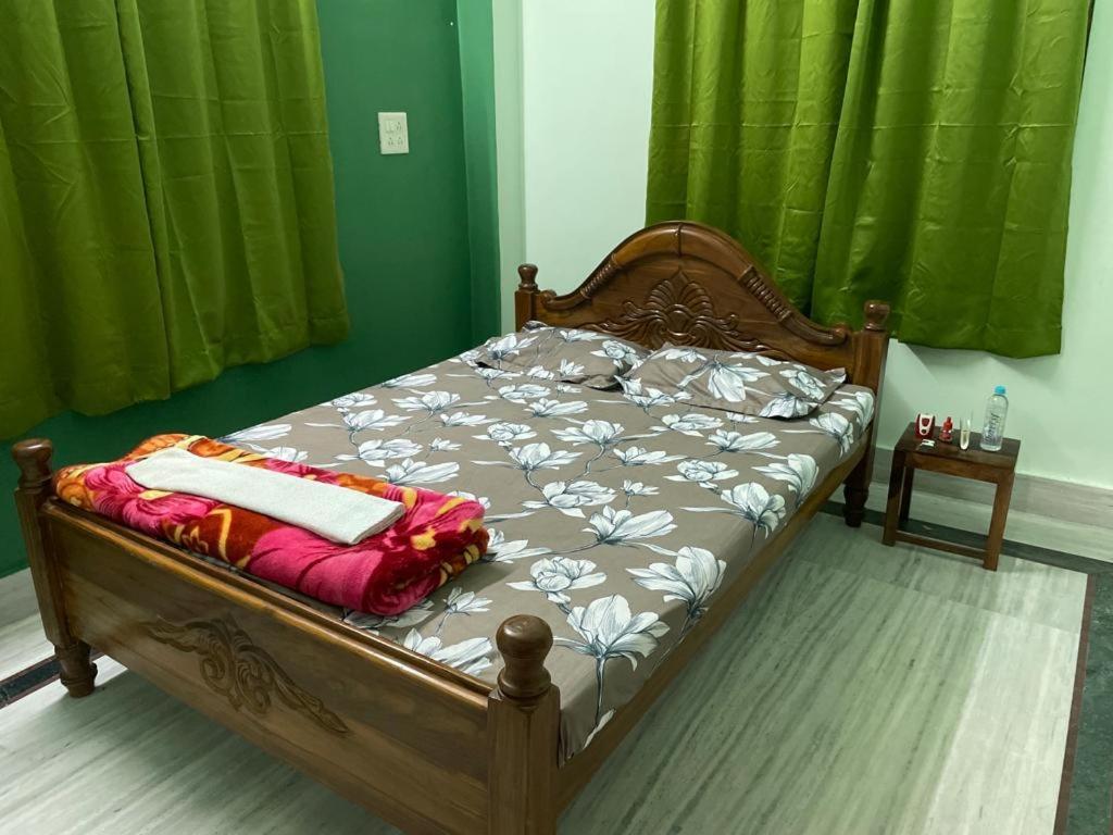 Vamoose S Das Homestay Агартала Экстерьер фото